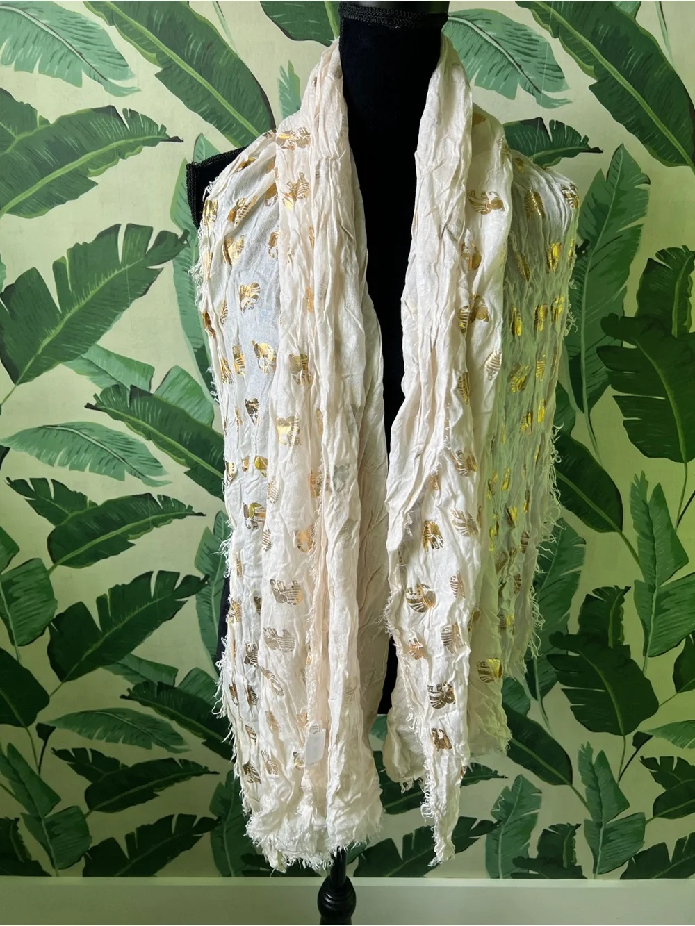 Shiraleah‎ Elephant Scarf Womens OS Cream Gold